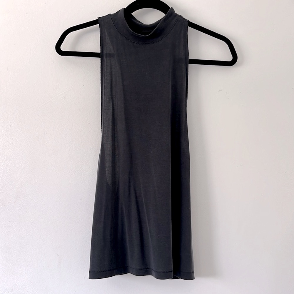 URBAN OUTFITTERS | Silence and Noise Side Cut-Out Tank Top